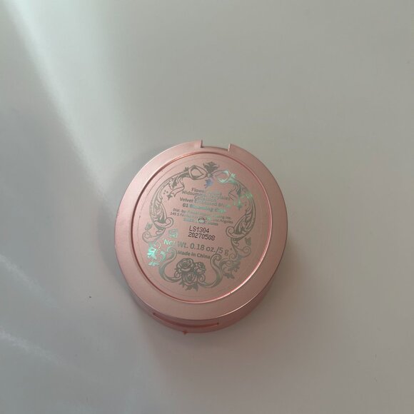 Flower Knows Midsummer Fairytales Velvet Embossed Blush 01 - Picture 3 of 5